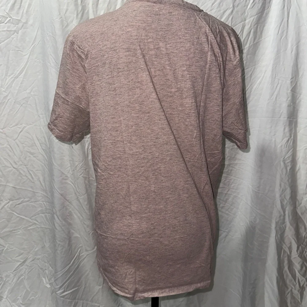 T-Shirt - Picture 3 of 4